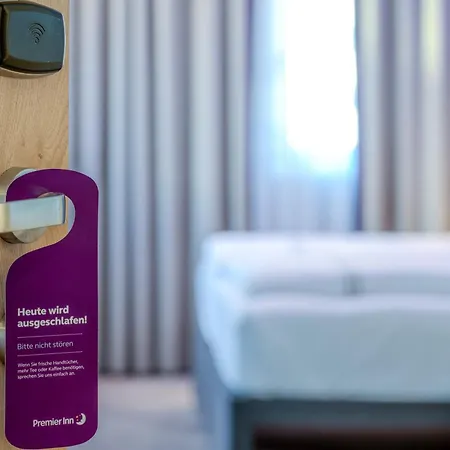 Premier Inn Hamburg City Hammerbrook-3